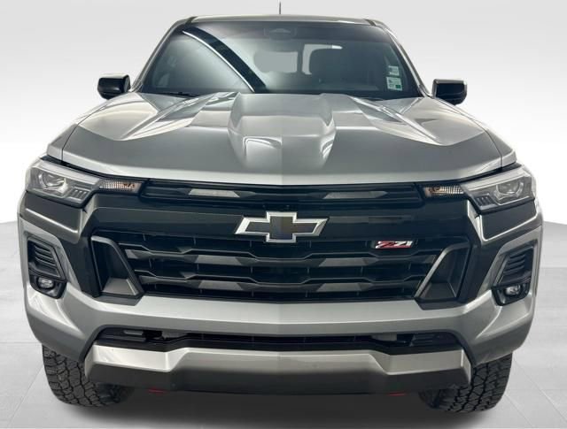 Used 2023 Chevrolet Colorado Z71 image 3