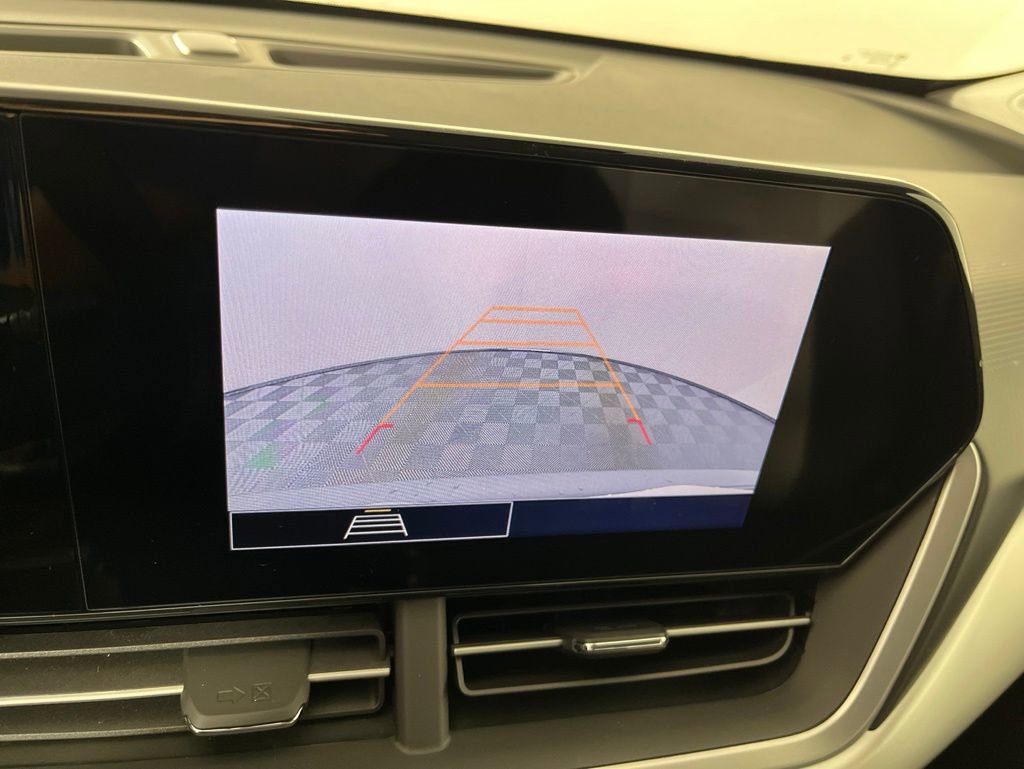 New 2026 Chevrolet Trax LS FWD image 28