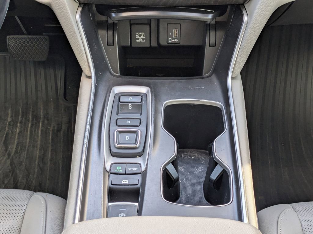 Used 2020 Honda Accord Touring image 18