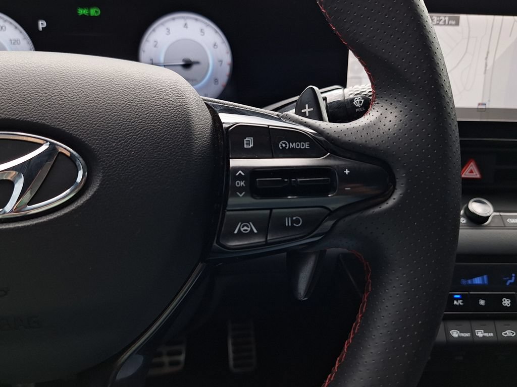 Certified 2023 Hyundai Elantra N Line FWD image 17