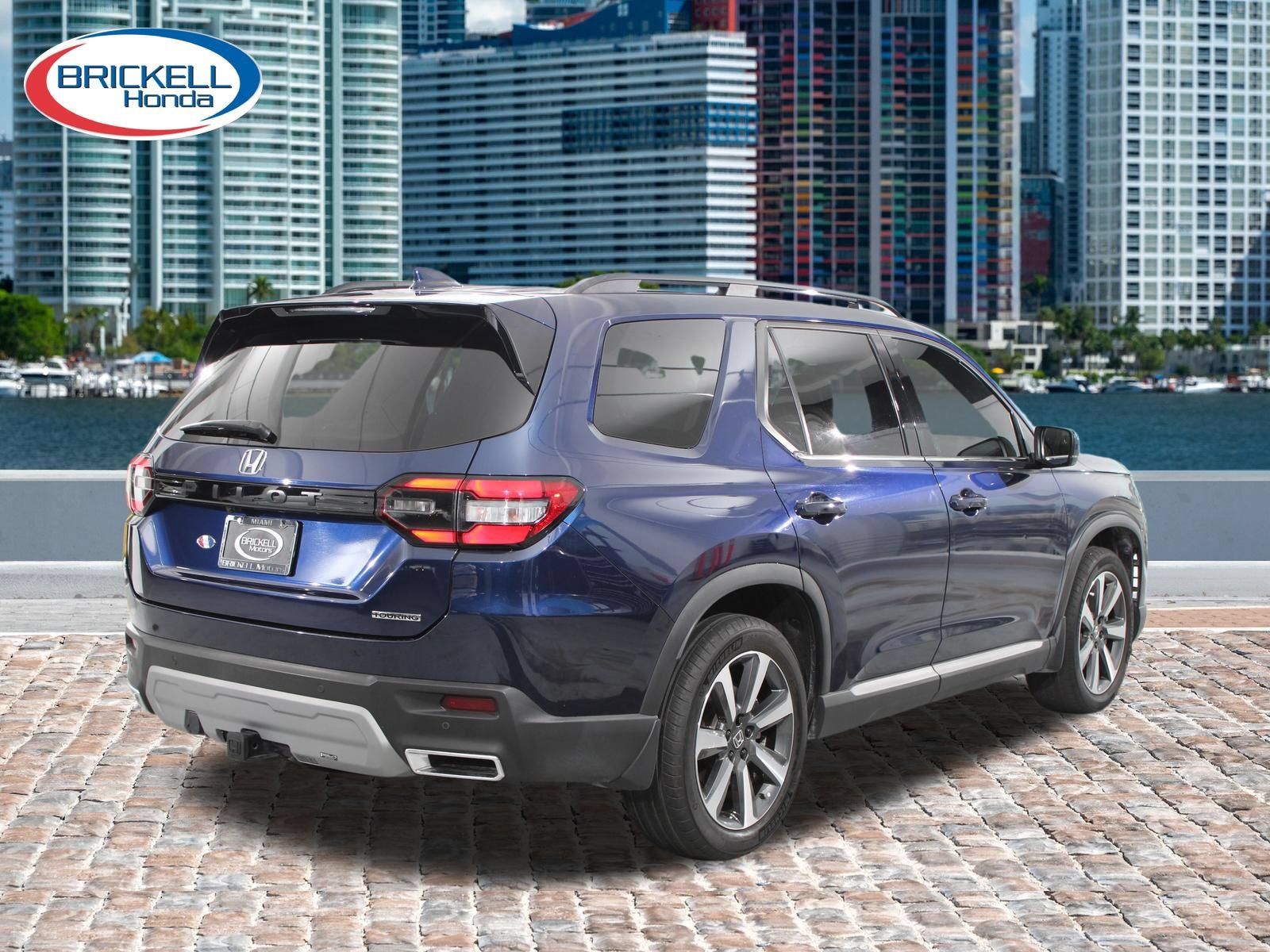 Used 2023 Honda Pilot Touring image 6