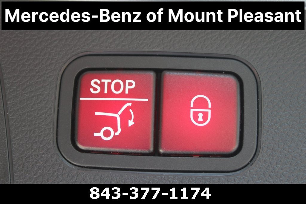 Used 2022 Mercedes-Benz GLC 300 4MATIC w/ Driver Assistance Package image 11