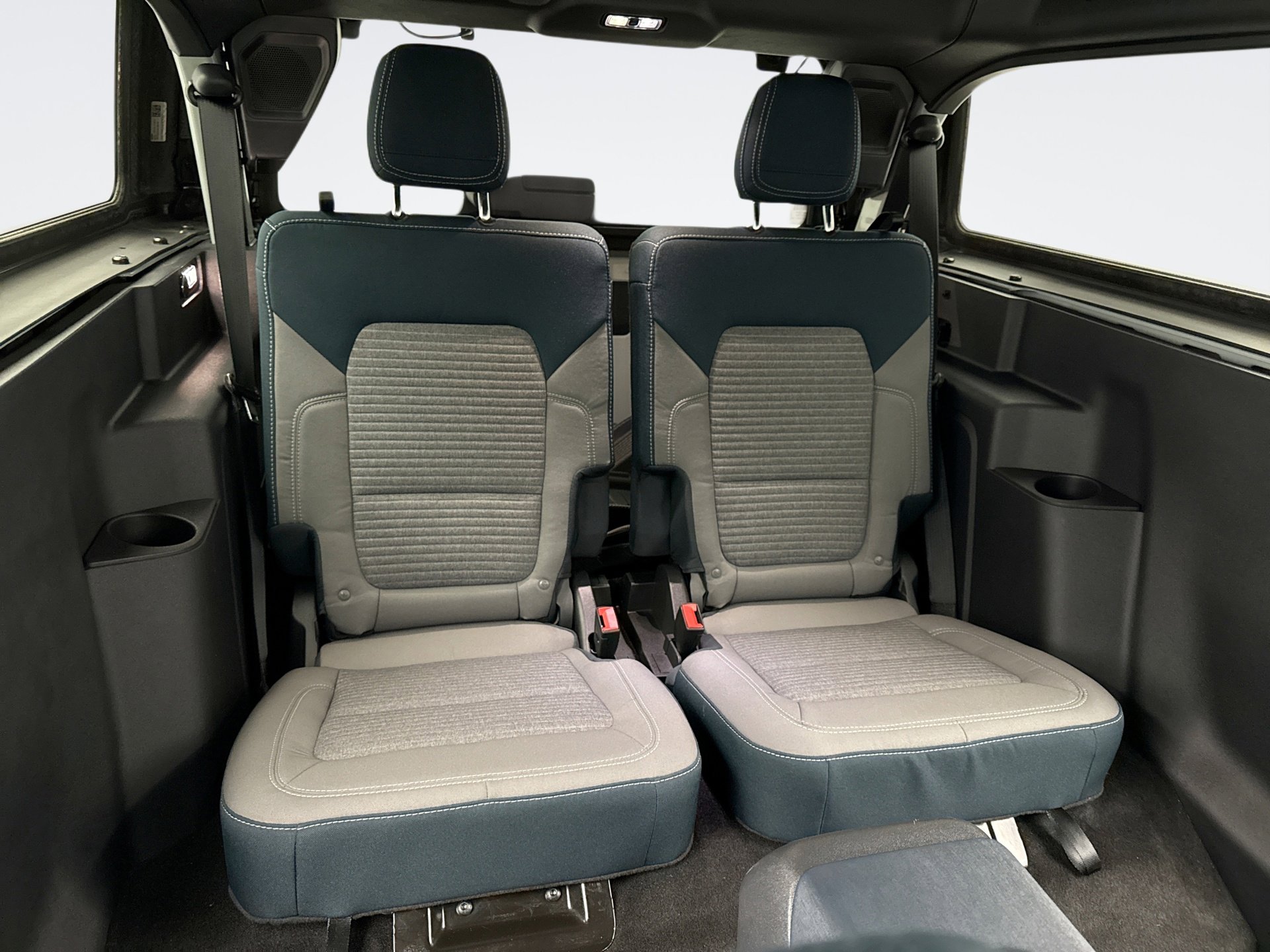 Used 2023 Ford Bronco Outer Banks image 11