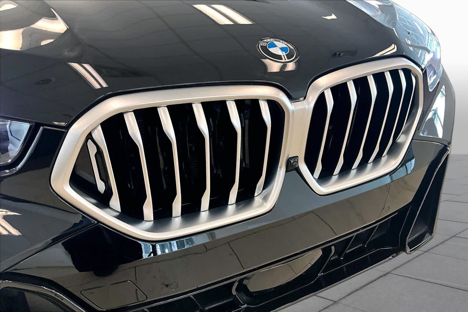 Used 2024 BMW X6 xDrive40i AWD/4WD image 27