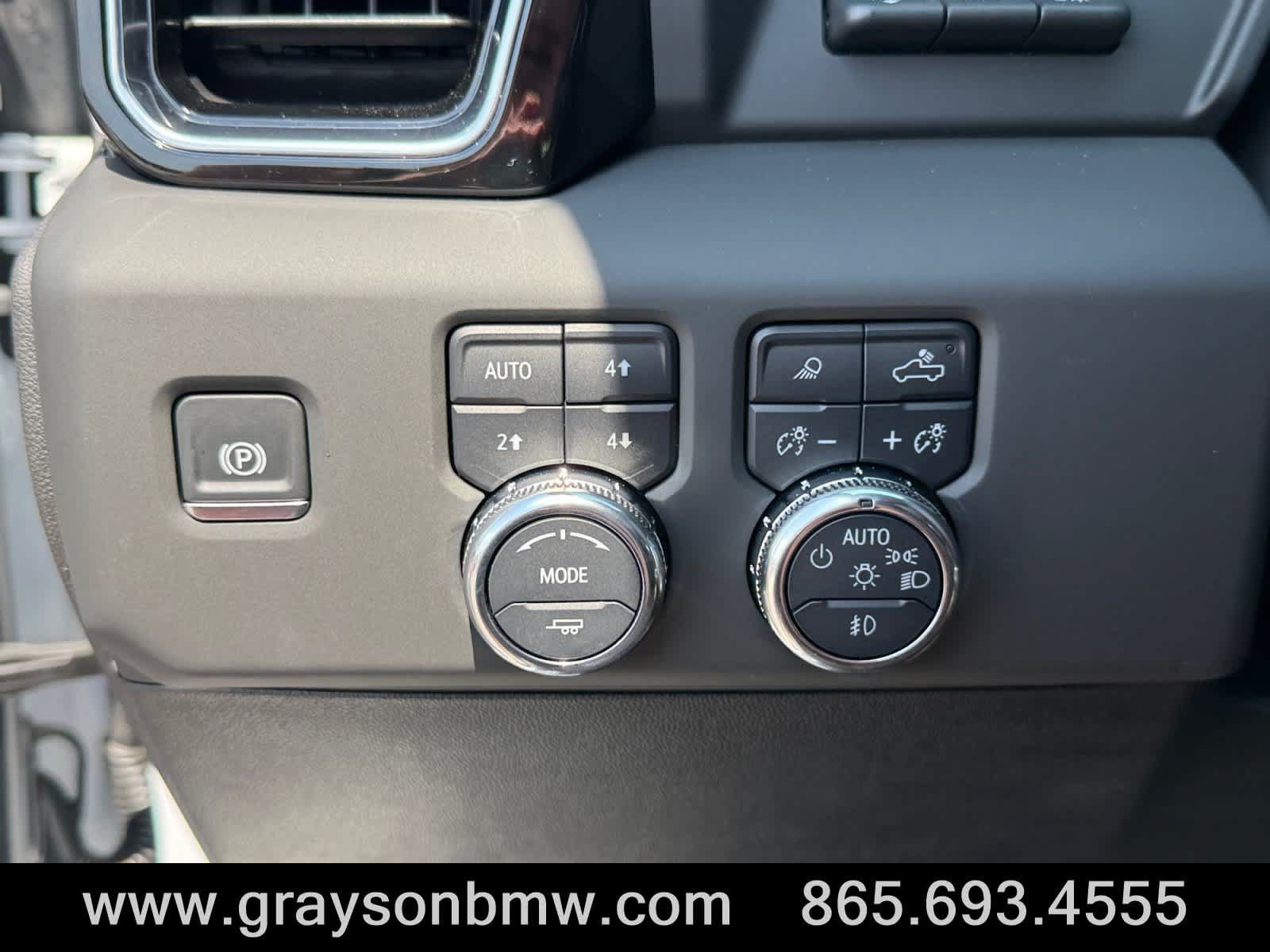 Used 2025 GMC Sierra 2500 Denali Ultimate AWD/4WD image 35