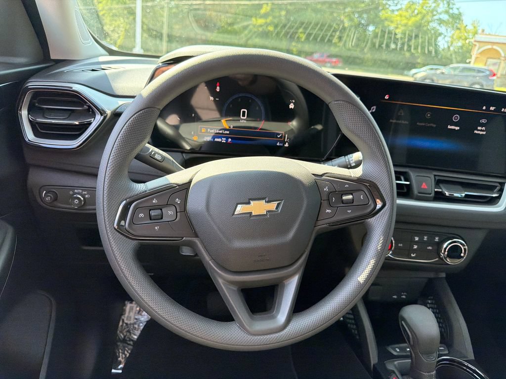 New 2026 Chevrolet TrailBlazer LS w/ LS Convenience Package AWD/4WD image 15