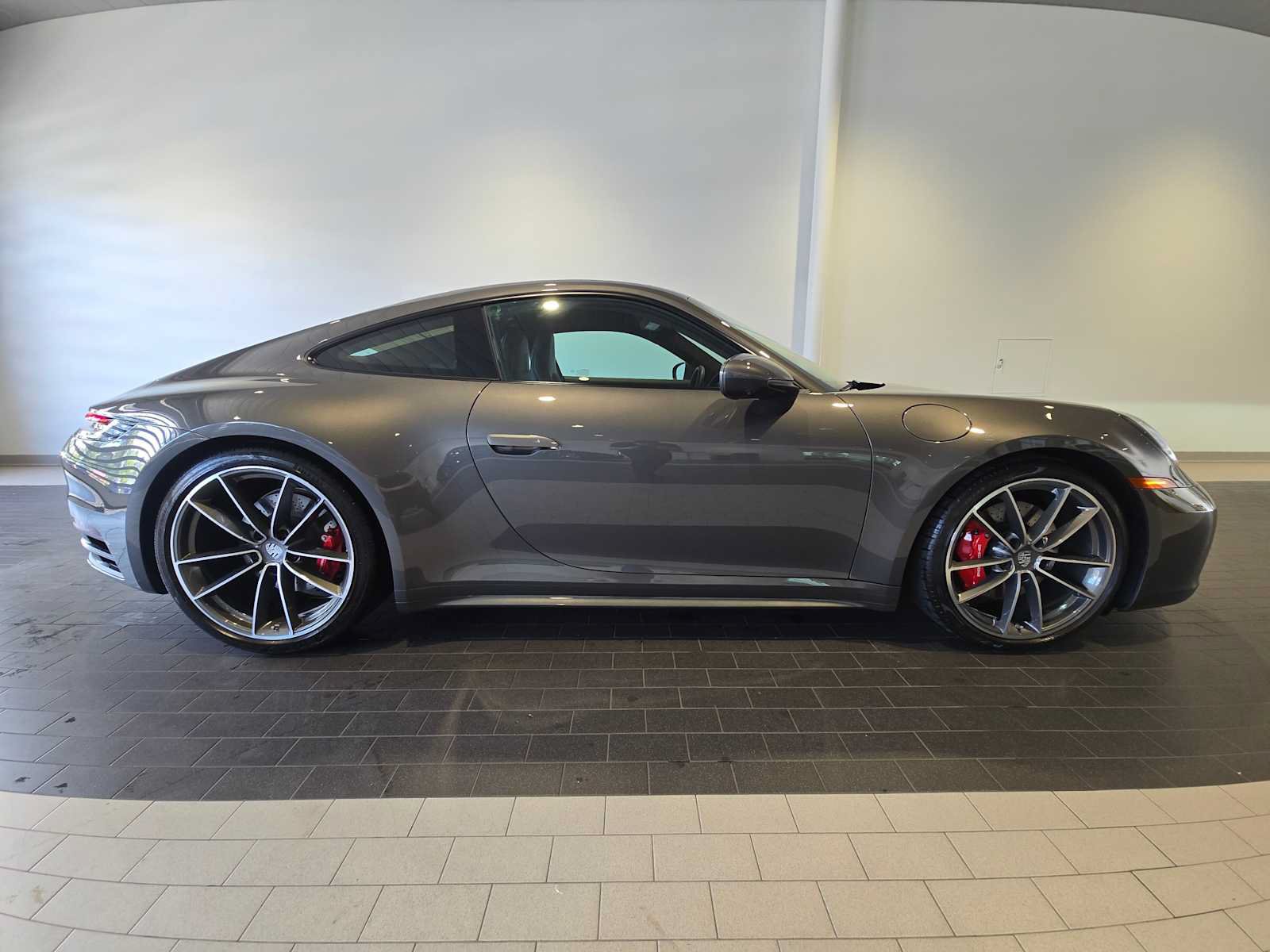Used 2024 Porsche 911 Carrera S w/ Sport Package RWD image 8