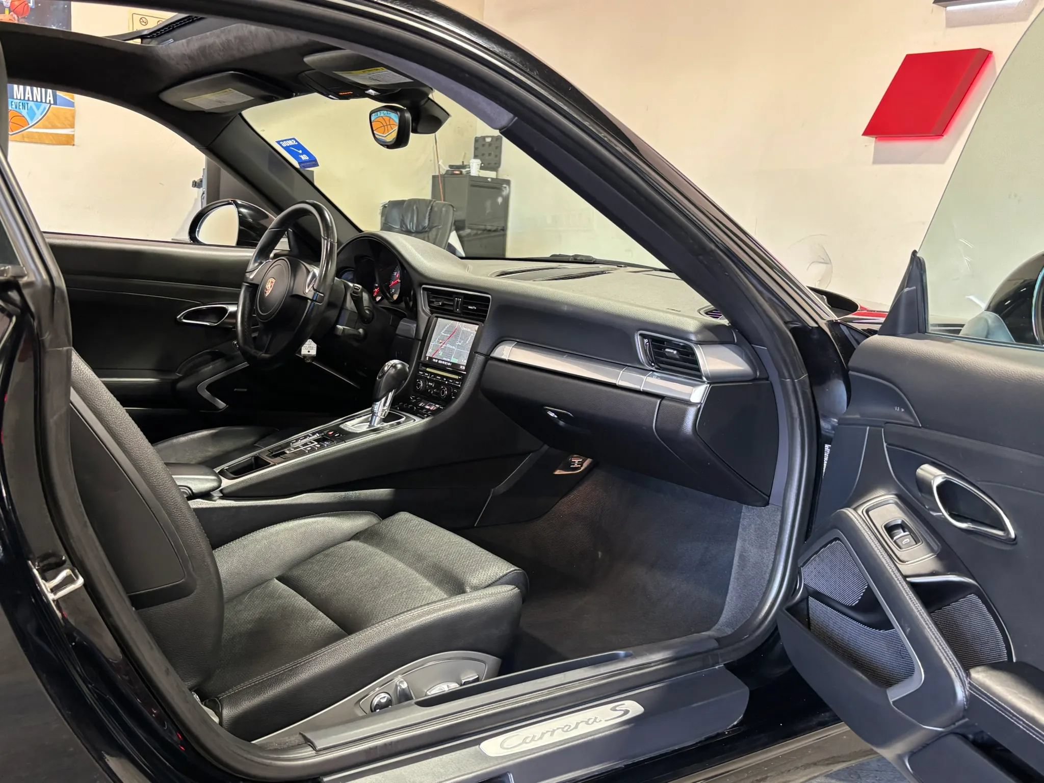 Used 2012 Porsche 911 Carrera S RWD image 15