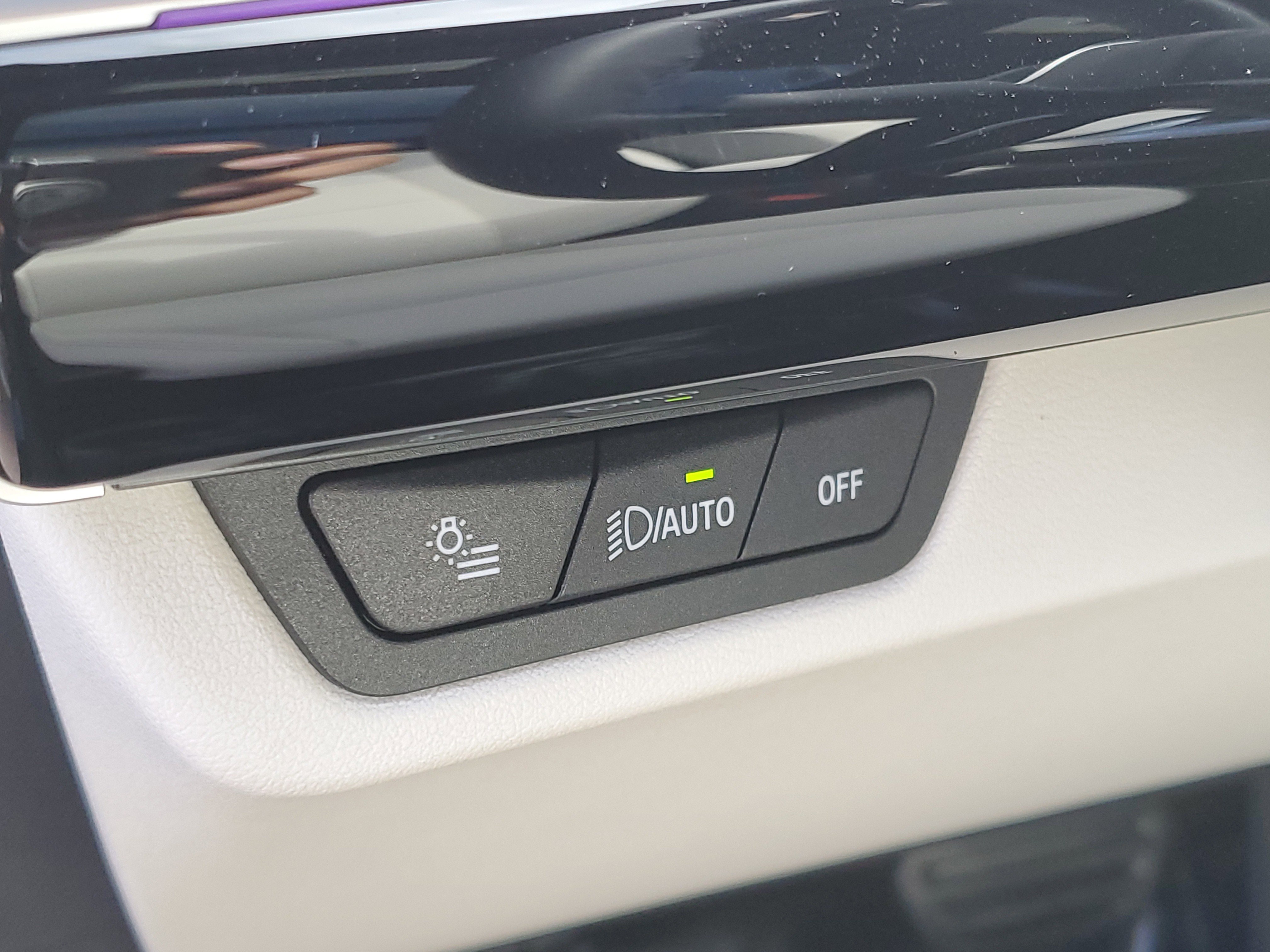 New 2026 BMW X1 xDrive28i w/ Technology Package image 11