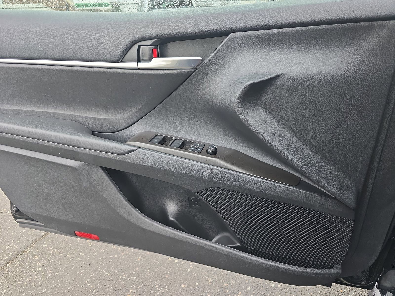 Used 2023 Toyota Camry SE image 35