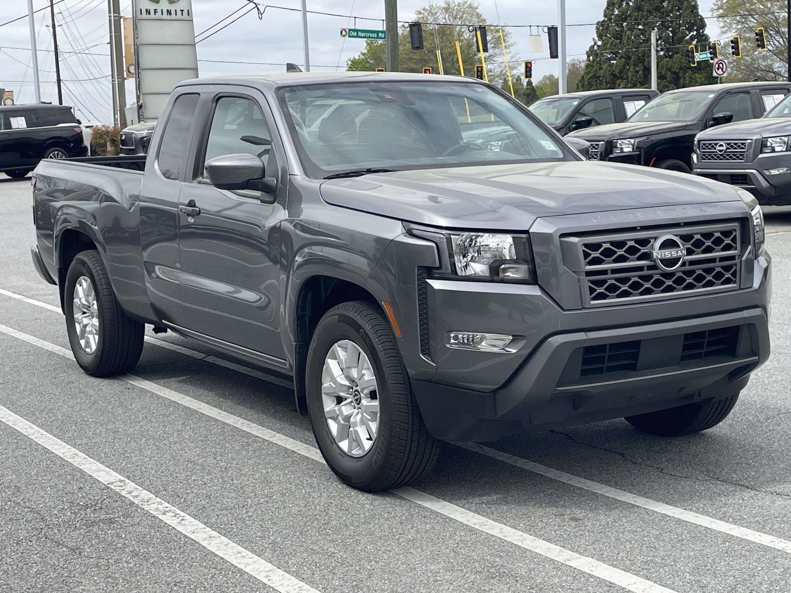 Used 2024 Nissan Frontier SV w/ SV Convenience Package image 5