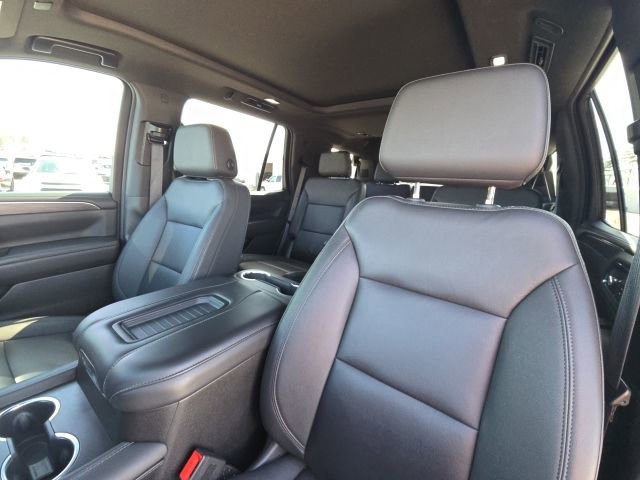 Used 2023 Chevrolet Tahoe Z71 w/ Luxury Package AWD/4WD image 25