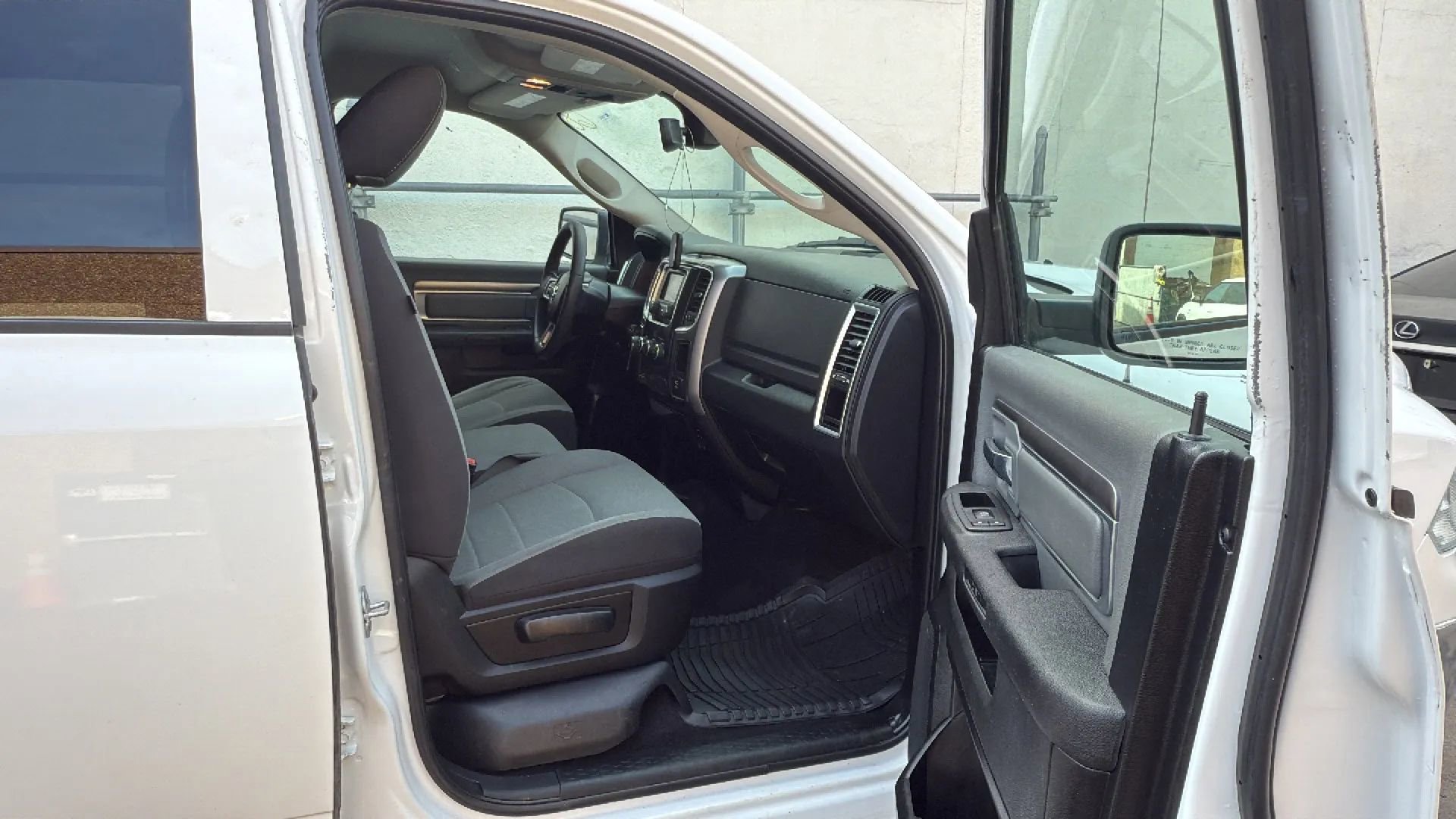 Used 2022 RAM 1500 Classic SLT w/ Protection Group AWD/4WD image 22