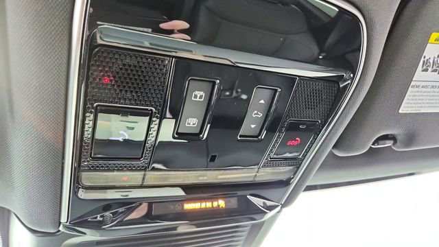 Used 2024 Land Rover Range Rover Sport Dynamic SE image 56