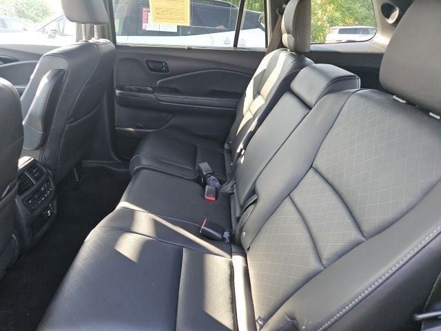 Used 2022 Honda Passport Elite image 6