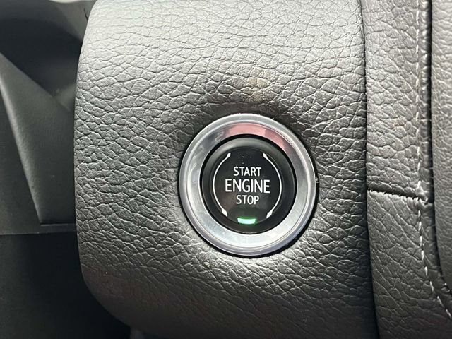 Used 2021 GMC Yukon Denali w/ Denali Premium Package image 37