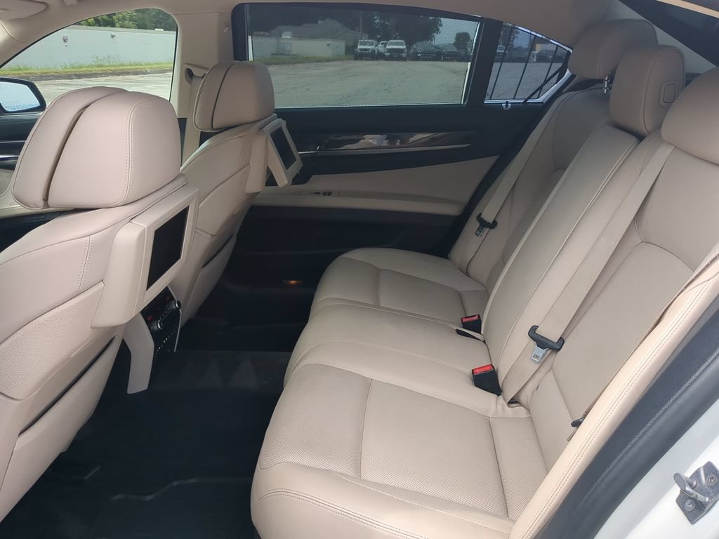Used 2011 BMW 750Li RWD image 11