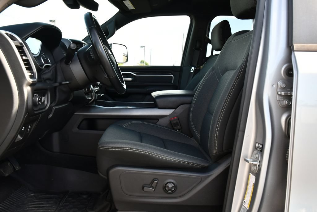 Used 2021 RAM 1500 Big Horn AWD/4WD image 17
