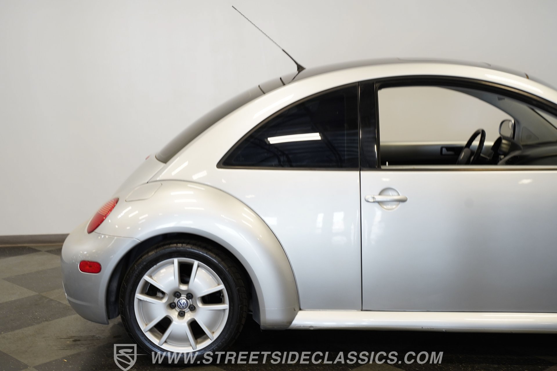 Used 2003 Volkswagen Beetle S FWD image 33