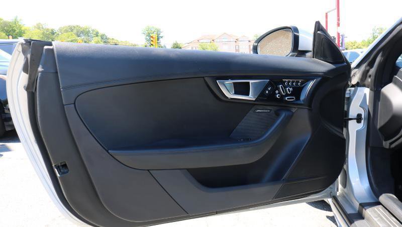 Used 2015 Jaguar F-TYPE S RWD image 10