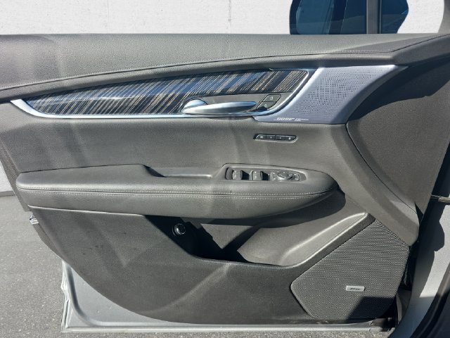 Certified 2024 Cadillac XT6 Premium Luxury AWD/4WD image 30