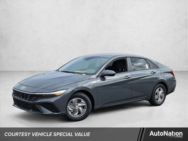 New 2026 Hyundai Elantra SE image 1
