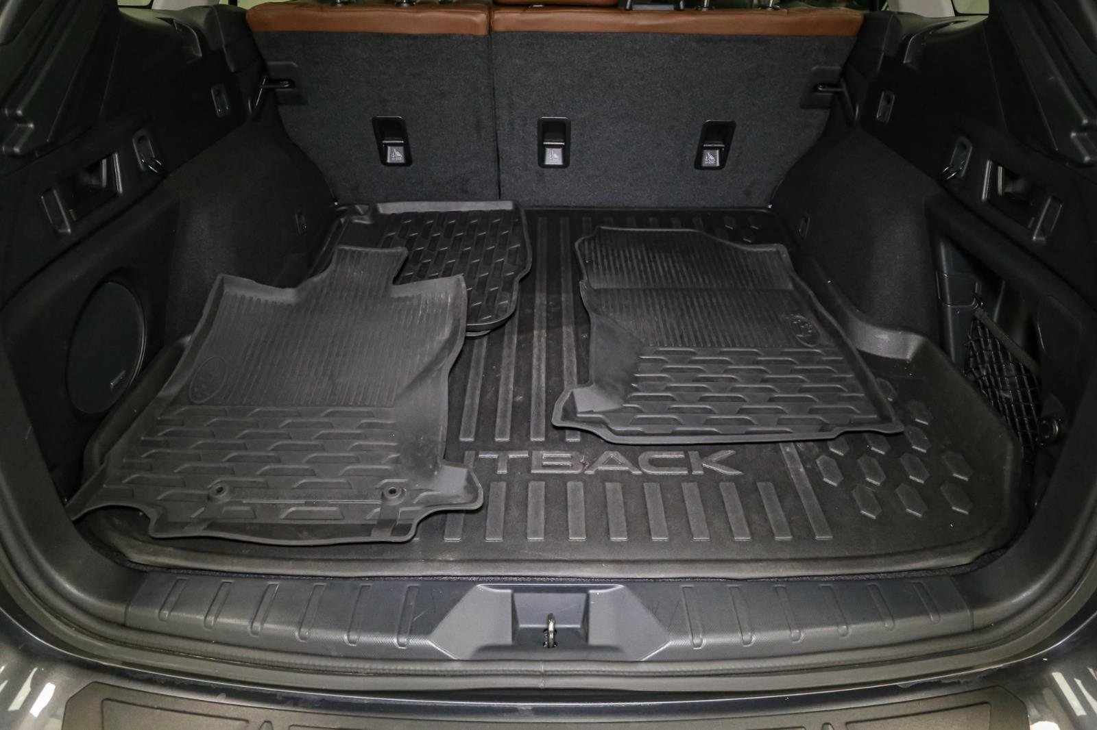 Used 2021 Subaru Outback Touring image 12