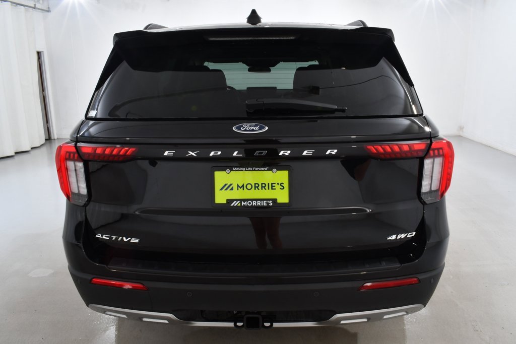 New 2025 Ford Explorer Active w/ Active Comfort Package image 13