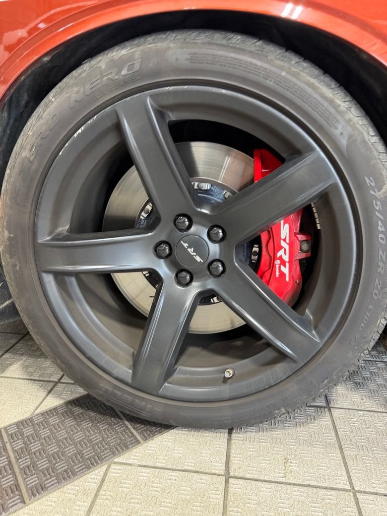 Used 2022 Dodge Challenger SRT Hellcat w/ Plus Package RWD image 3