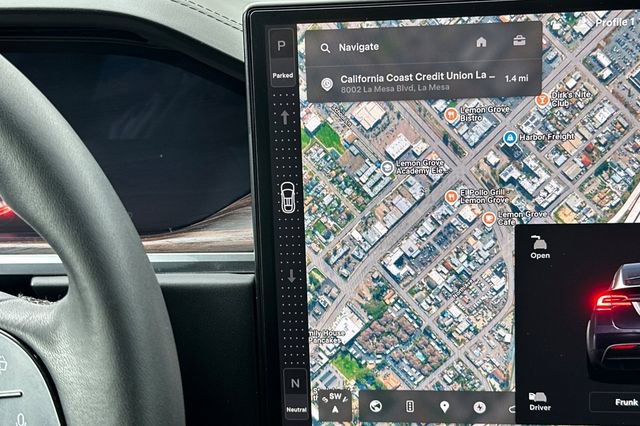 Used 2024 Tesla Model X image 24