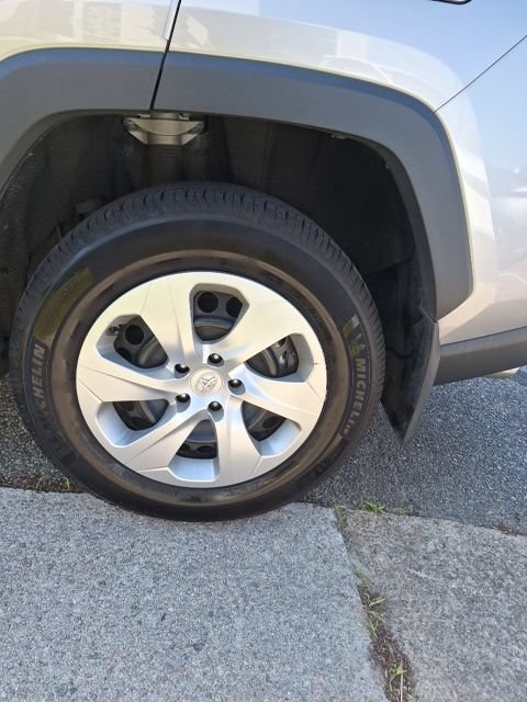 Used 2019 Toyota RAV4 LE w/ All Weather Liner Package AWD/4WD image 9