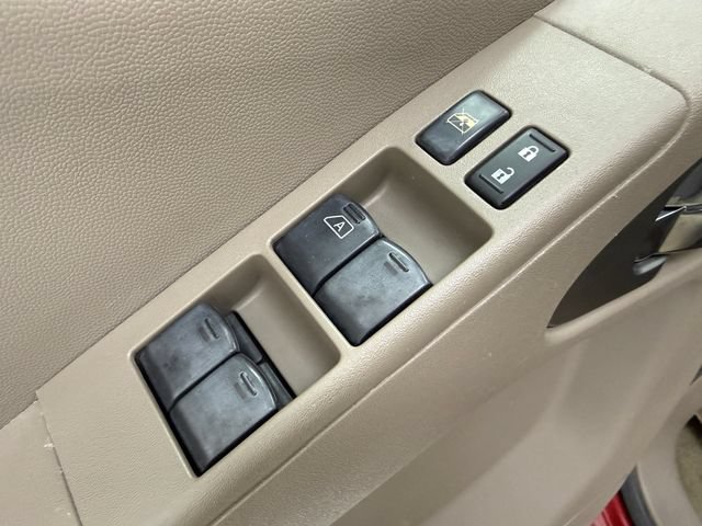 Used 2014 Nissan Frontier SV RWD image 27