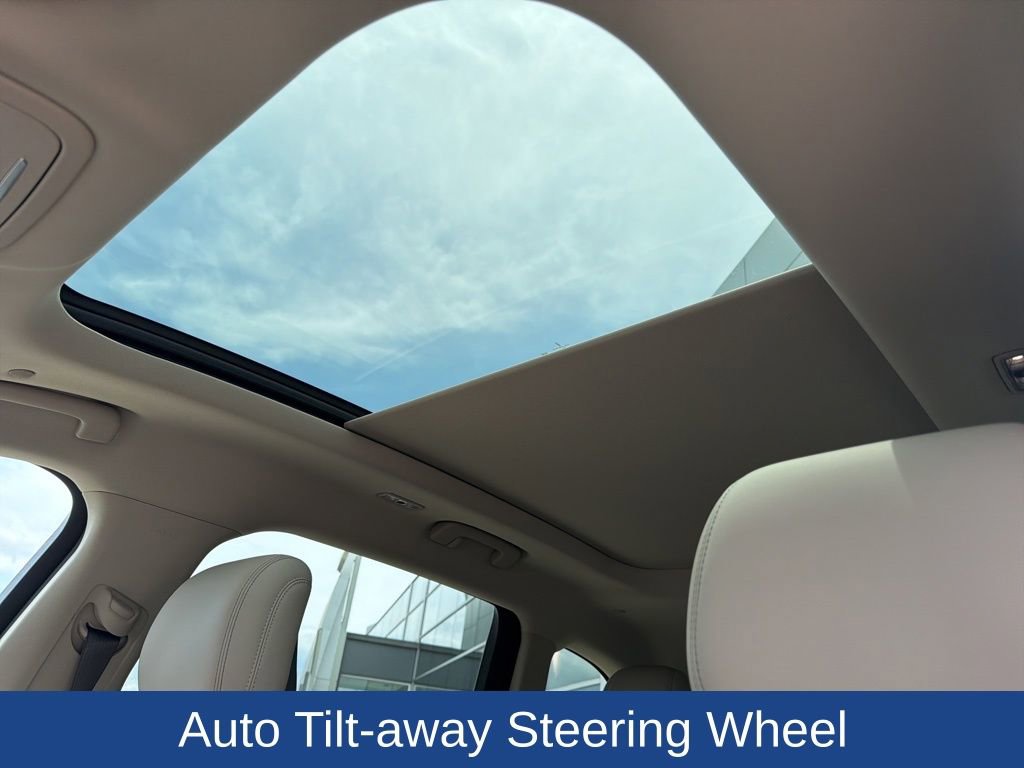 Used 2024 Lincoln Nautilus Premier w/ Equipment Group 102A AWD/4WD image 28