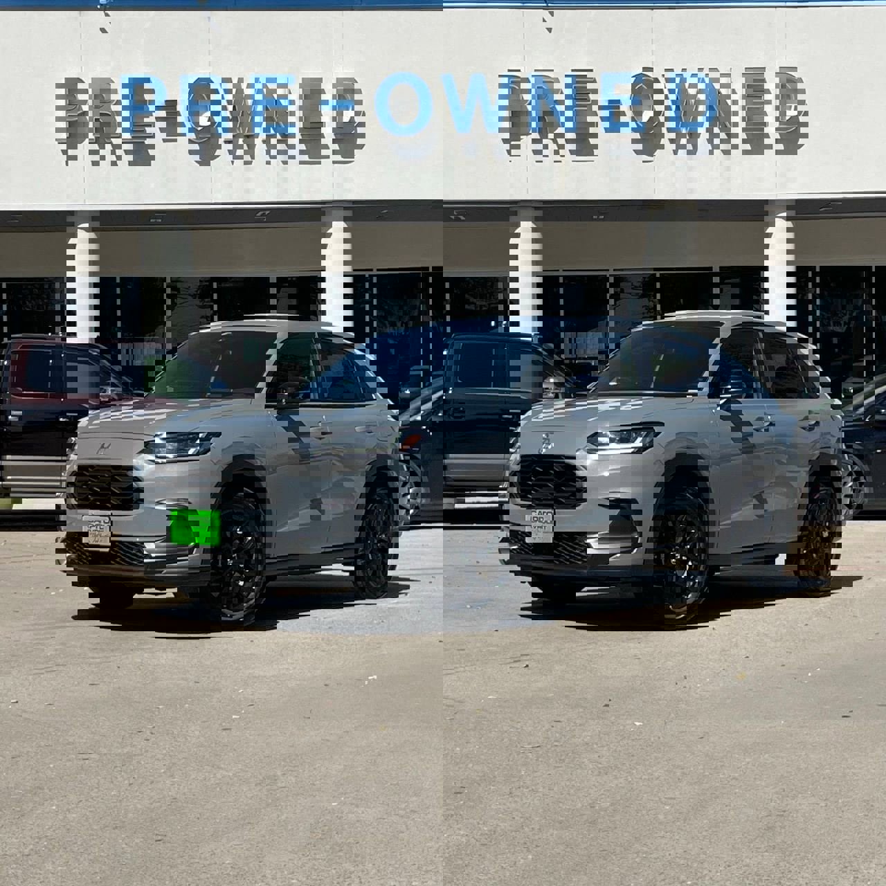 Used 2025 Honda HR-V Sport image 2