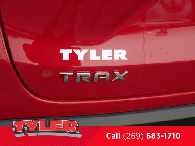 New 2026 Chevrolet Trax LS w/ LS Convenience Package FWD image 13