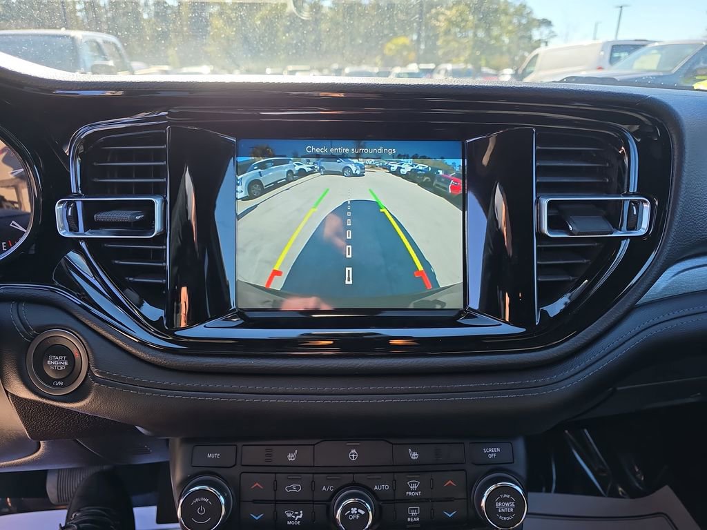 Used 2023 Dodge Durango SXT image 27