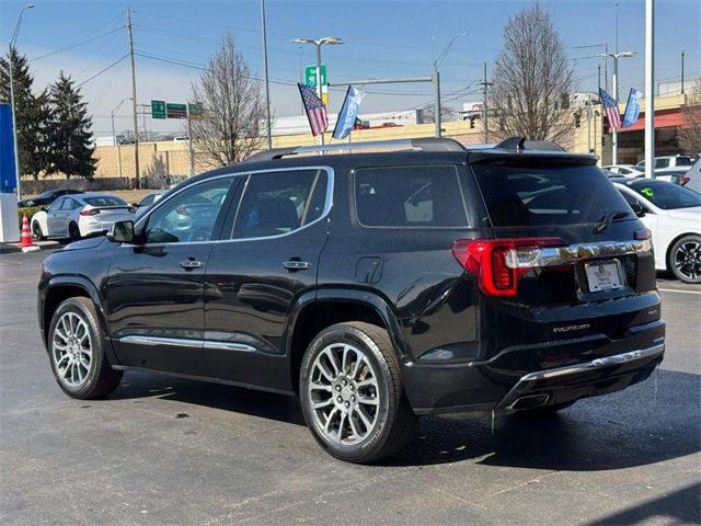 Used 2021 GMC Acadia Denali w/ Denali Ultimate Package image 9