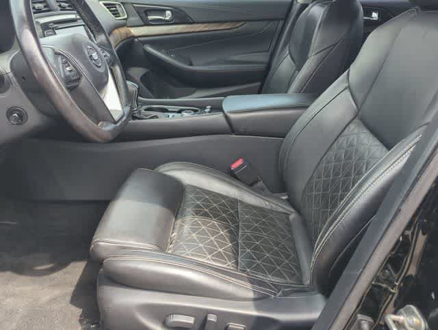 Used 2017 Nissan Maxima Platinum FWD image 16