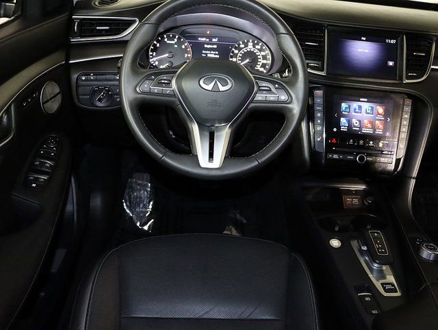 Used 2024 INFINITI QX50 Luxe AWD/4WD image 3