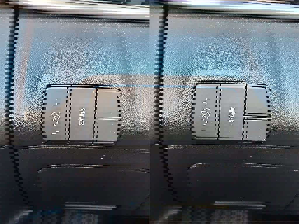 Certified 2024 Hyundai Elantra SEL w/ Convenience Package image 25