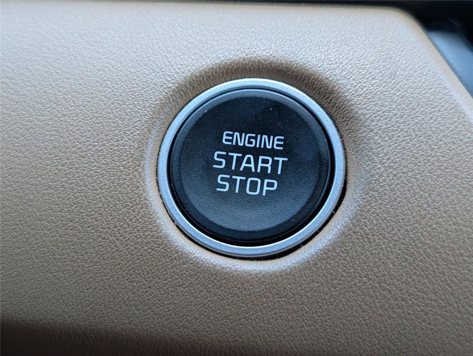 Used 2024 Kia Seltos EX FWD image 26