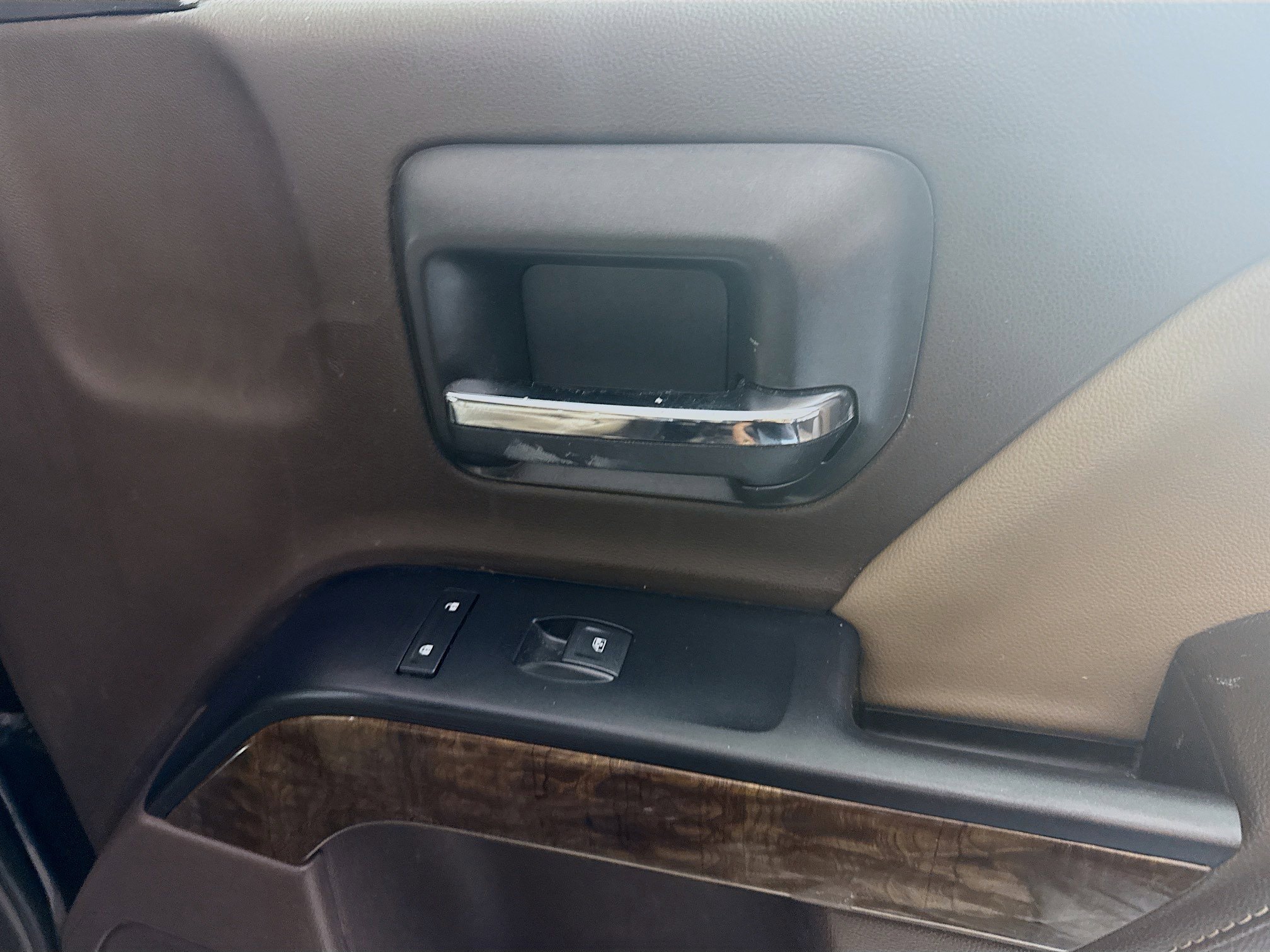 Used 2018 Chevrolet Silverado 1500 LT w/ Texas Edition image 30