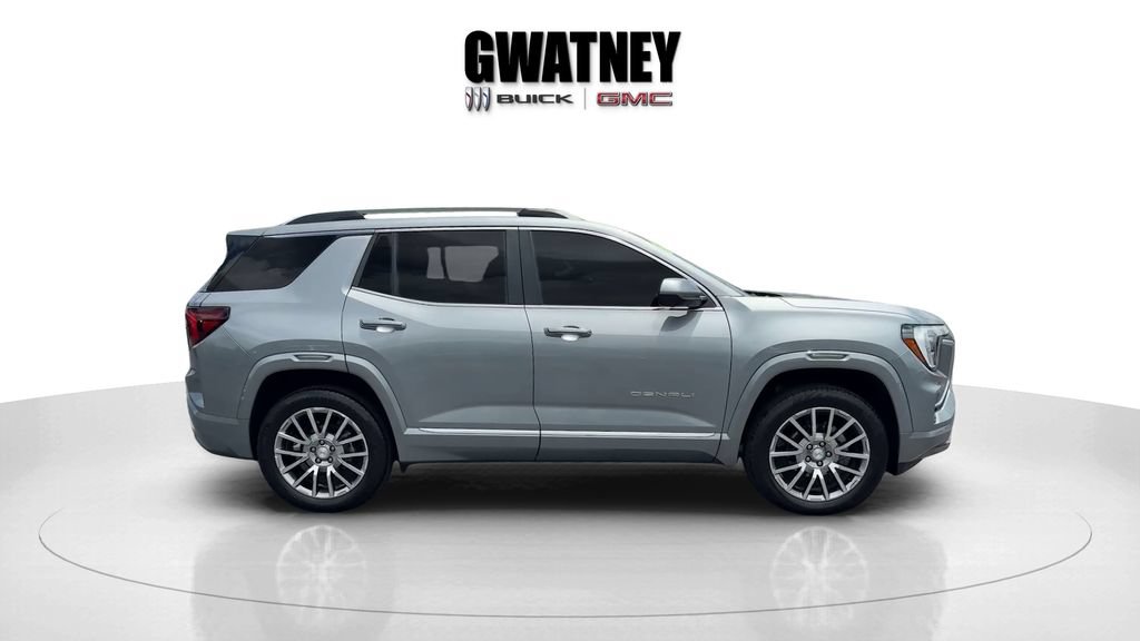 Used 2026 GMC Terrain Denali AWD/4WD image 4