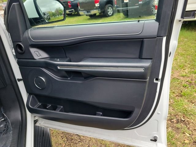 Used 2024 Ford Expedition Max XLT AWD/4WD image 39