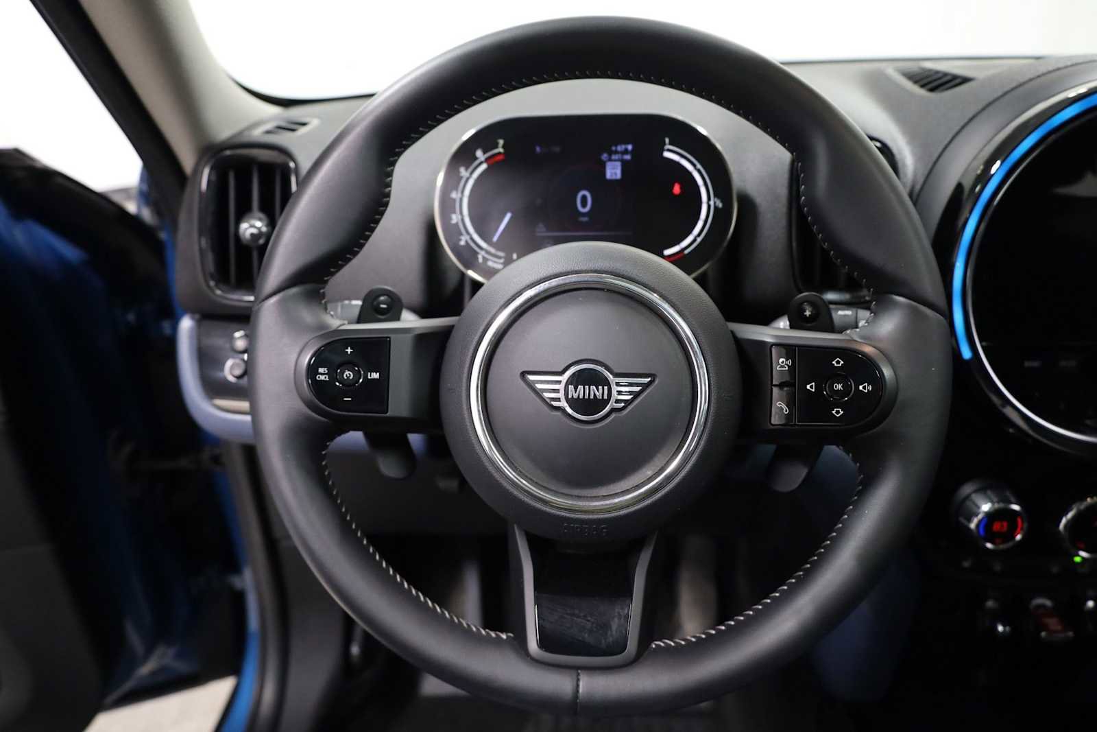 Used 2023 MINI Cooper Countryman S w/ Signature Upholstery Package image 23