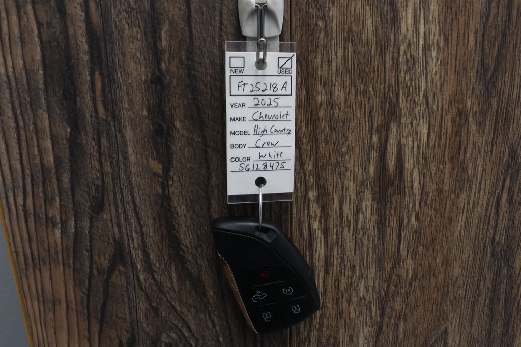 Used 2025 Chevrolet Silverado 1500 High Country w/ Technology Package image 29