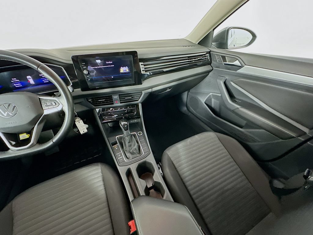 Used 2025 Volkswagen Jetta S FWD image 13