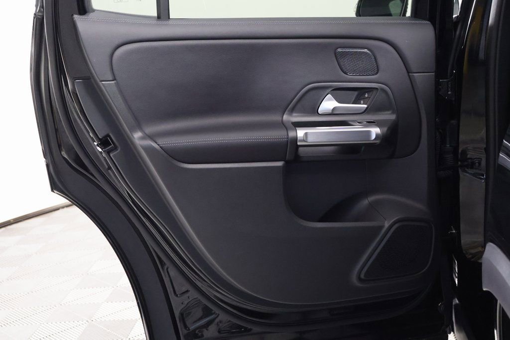 Certified 2025 Mercedes-Benz GLB 250 image 13