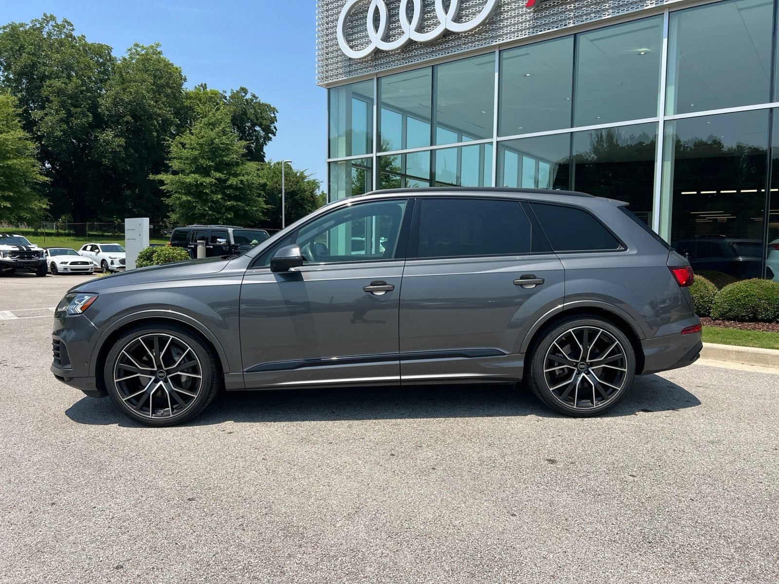 Used 2023 Audi Q7 3.0T Prestige w/ Prestige Package AWD/4WD image 4