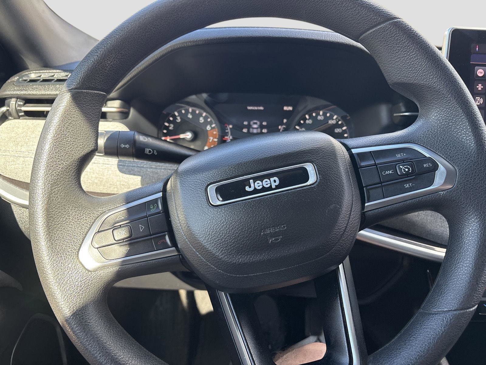 Used 2023 Jeep Compass Sport AWD/4WD image 33